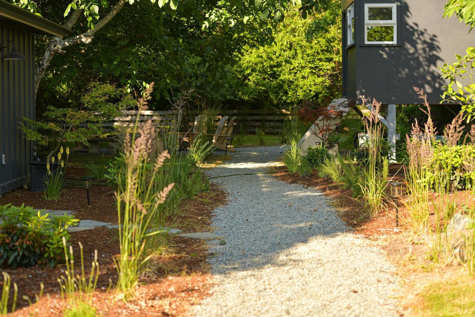 The Bayside Cottage North Saanich Εξωτερικό φωτογραφία